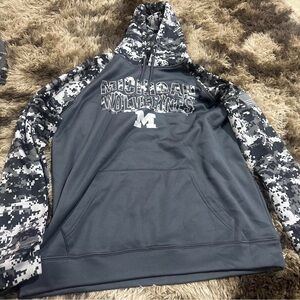 Colosseum Gray and Black Men's Sweater